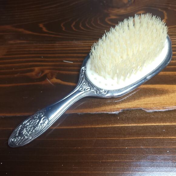 VTG Heavy Silver Plated Ornate Floral Filigree Grooming Vanity Hair Brush 7.75" - Picture 2 of 12